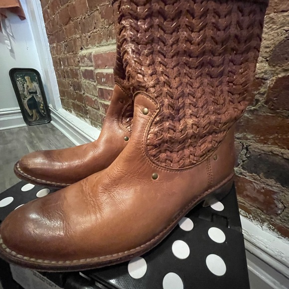 Vintage Y2K Frye Bushwick style Boots Size 6 Brown Woven Leather Mid Length - Picture 4 of 6